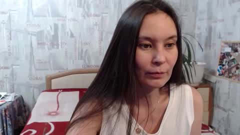 Snapshot of ginaxsoulah__ chatting on December 25, 7:24 pm ginaxsoulah   online show from December 25, 7:24 pm