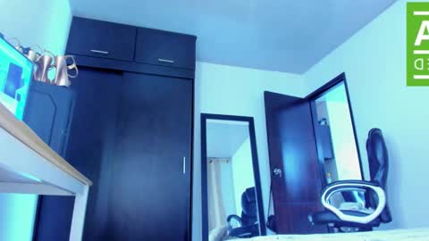 Snapshot of ginger_smil chatting on September 30, 1:43 pm Diana online show from September 30, 1:43 pm