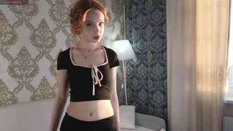 Lina online show from March 22, 2:10 pm