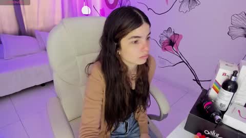 Kendall online show from February 2, 1:19 pm