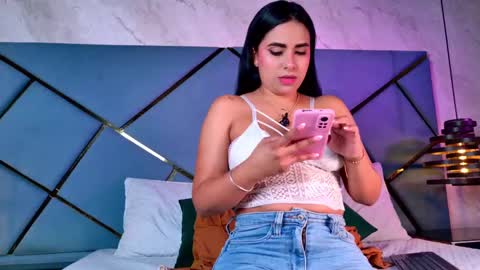 Snapshot of giorgia_13 chatting on September 21, 3:32 am giorgia online show from September 21, 3:32 am