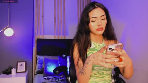 Giovanna  online show from April 19, 5:52 am