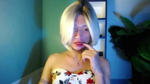 Vanessa online show from August 9, 8:42 am