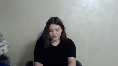 girl_leya online show from December 11, 11:21 pm