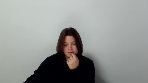 girl_leya online show from November 20, 8:17 pm