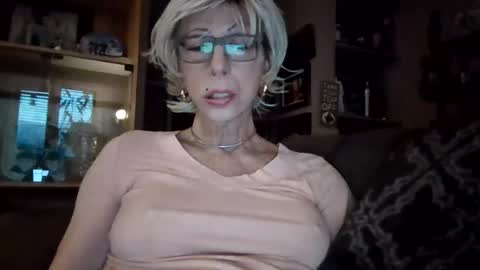 Girlinrock online show from July 22, 3:41 am