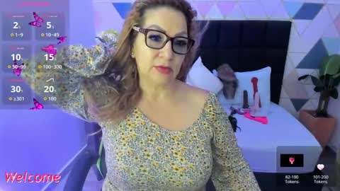 Snapshot of gisela27 chatting on September 23, 12:32 pm Gisella online show from September 23, 12:32 pm