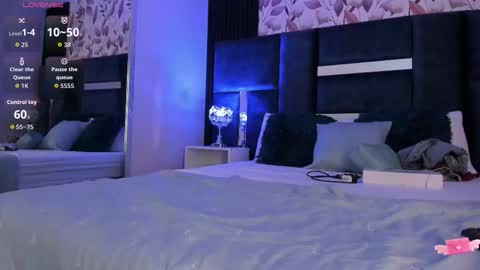     online show from January 7, 5:29 pm