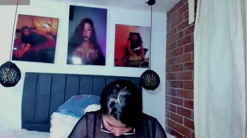  Kylie  online show from May 16, 4:42 am