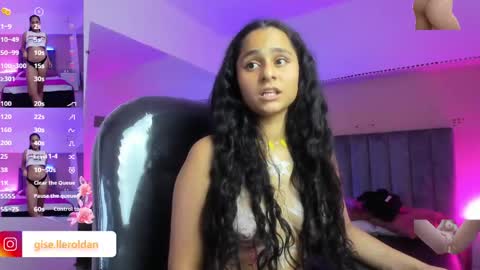 GISELLE ROLDAN online show from May 17, 4:54 am