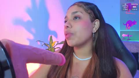 Giselle online show from December 3, 4:35 am