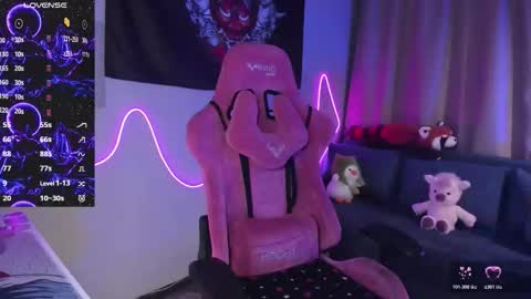 AlexaMillis online show from March 14, 10:14 pm