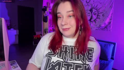 AlexaMillis online show from December 8, 9:52 pm