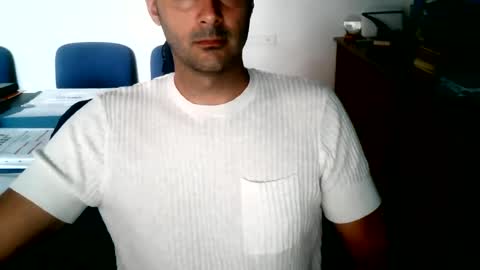 giuseppevai1 online show from July 8, 5:49 pm