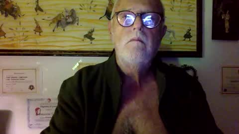 Snapshot of giutomma930394 chatting on October 11, 8:23 pm giutomma930394 online show from October 11, 8:23 pm