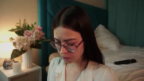 Agness online show from February 13, 3:04 pm