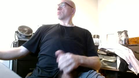 glaikind925958 online show from June 22, 3:12 am