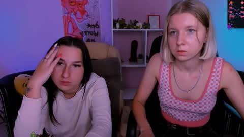Snapshot of gloria_bubble chatting on September 19, 8:51 am your dream online show from September 19, 8:51 am