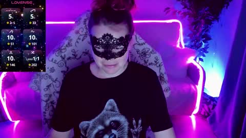 gloriagrays online show from March 8, 9:39 am