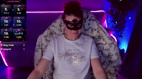 gloriagrays online show from January 11, 4:36 pm