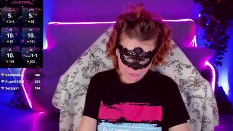 gloriagrays online show from January 21, 4:21 am