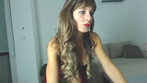 Gloria Grey  online show from November 16, 8:55 pm