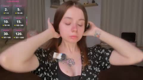 Ann Eliz and Gigi online show from May 13, 7:56 pm