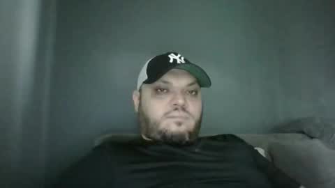 Snapshot of glusgan chatting on October 16, 9:20 am Your boy online show from October 16, 9:20 am