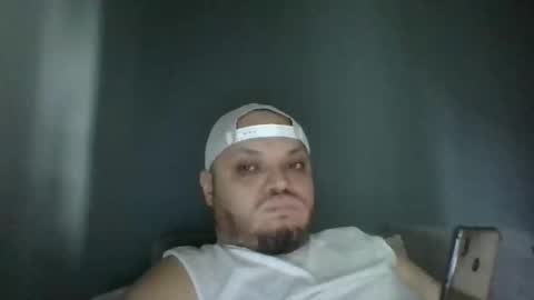 Snapshot of glusgan chatting on October 1, 12:04 pm Your boy online show from October 1, 12:04 pm