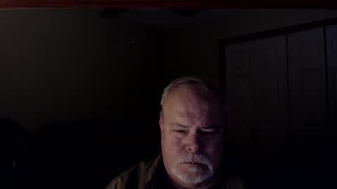 gmctruckguy online show from December 4, 10:09 pm