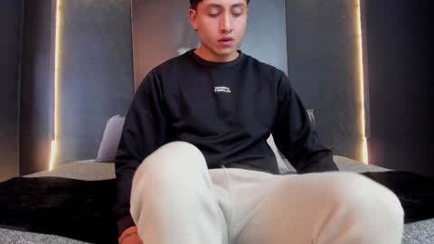 steven online show from December 9, 12:40 pm