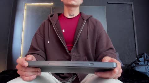 steven online show from December 3, 12:34 pm