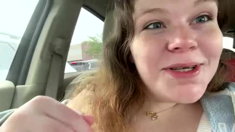 godddessxsara online show from April 25, 7:44 pm