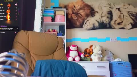 Mrs. Isabella online show from April 10, 6:30 am