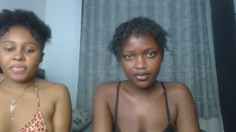 godess_lunah online show from May 8, 8:14 pm