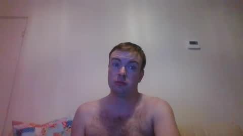 Snapshot of gogo12104 chatting on January 7, 7:28 pm jme online show from January 7, 7:28 pm