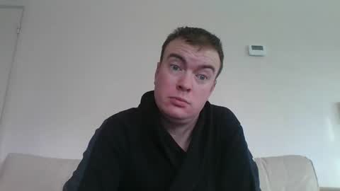 Snapshot of gogo12104 chatting on January 4, 1:10 pm jme online show from January 4, 1:10 pm