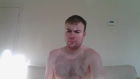 Snapshot of gogo12104 chatting on December 30, 11:37 am jme online show from December 30, 11:37 am