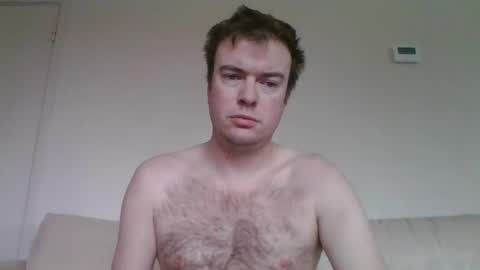 Snapshot of gogo12104 chatting on February 14, 8:52 am jme online show from February 14, 8:52 am