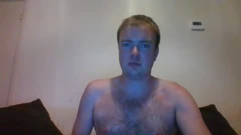 Snapshot of gogo12104 chatting on September 30, 7:24 pm jme online show from September 30, 7:24 pm