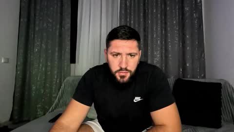 gold_alpha_boy online show from October 26, 6:40 pm