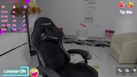 Nicole.. online show from March 23, 8:30 am