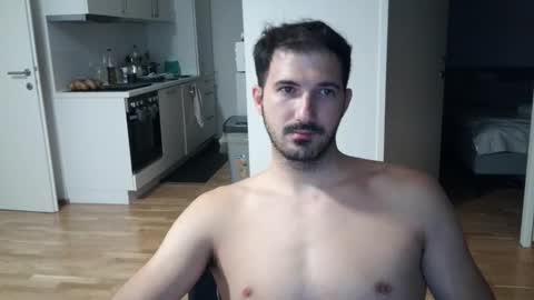 Snapshot of goldnic_10 chatting on September 9, 5:57 pm goldnic_10 online show from September 9, 5:57 pm
