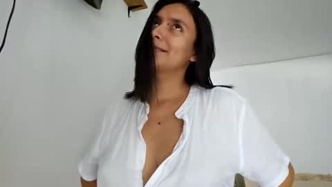 Snapshot of good_girl4_u1 chatting on November 1, 6:18 pm salome online show from November 1, 6:18 pm