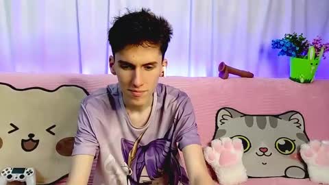 Luca online show from June 3, 11:43 pm