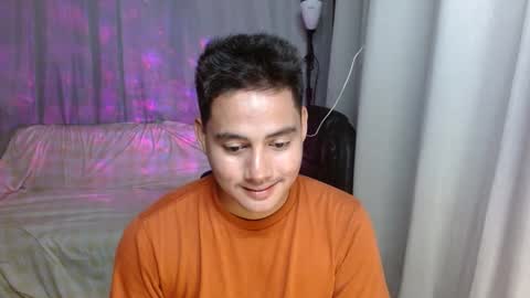 Snapshot of goodcaresweetboy chatting on December 5, 2:50 pm FORD online show from December 5, 2:50 pm