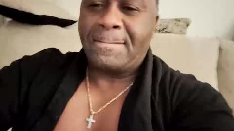 goodd4tree online show from October 20, 8:52 am