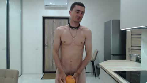 goodgg229975 online show from June 16, 7:51 pm