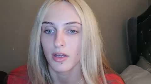 goodgirlliv online show from November 30, 2:51 am