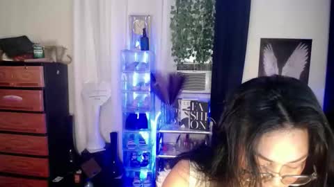 Rica online show from November 25, 11:47 pm